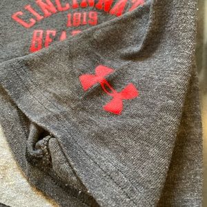 Under Armor tee shirt